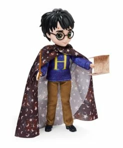 SPIN MASTER Wizarding World Harry Potter, 8-inch Harry Potter Doll Gift Set With Invisibility Cloak And 5 Doll Accessories