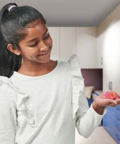 Imports Dragon Shopkins: Real Little Sneaker Pack 9 Imports Dragon Shopkins: Real Little Sneaker Pack -Barbie Sales 04B69A96 4