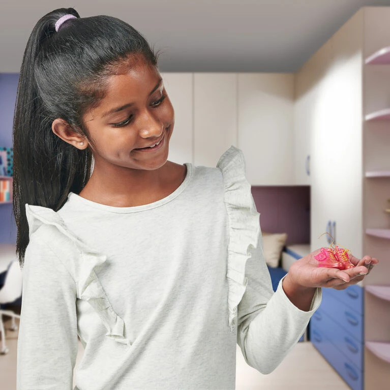 Imports Dragon Shopkins: Real Little Sneaker Pack 4 Imports Dragon Shopkins: Real Little Sneaker Pack - Image 4