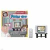Basic Fun Tiny TV Classics: Family Guy - Classic TV - English Edition