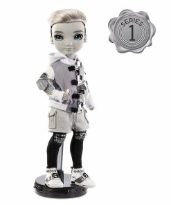 MGA Entertainment Shadow High Series 1 Ash Silverstone- Greyscale Boy Fashion Doll -Barbie Sales 04CF0AC3 3