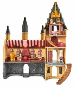 SPIN MASTER Wizarding World Harry Potter, Magical Minis Hogwarts Castle With Exclusive Hermione Doll