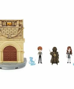 SPIN MASTER Wizarding World Harry Potter, Room Of Requirement 2-in-1 Transforming Playset With 2 Exclusive Figures And 3 Accessories 10 SPIN MASTER Wizarding World Harry Potter, Room Of Requirement 2-in-1 Transforming Playset With 2 Exclusive Figures And 3 Accessories -Barbie Sales 94F1AB37 5