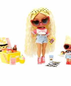 MGA Entertainment LOL Surprise Tween Babysitting Beach Party