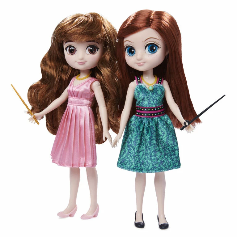 SPIN MASTER Wizarding World Harry Potter, Hermione Granger And Ginny Weasley Deluxe Dolls And Accessories Gift Set 1 SPIN MASTER Wizarding World Harry Potter, Hermione Granger And Ginny Weasley Deluxe Dolls And Accessories Gift Set