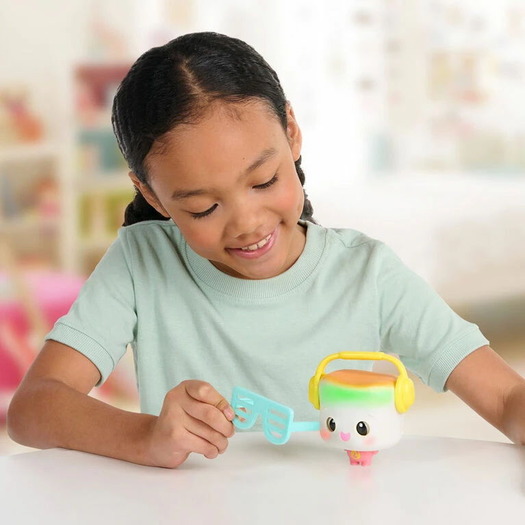 Wow Wee My Squishy Little Marshmallow - R Exclusive 3 Wow Wee My Squishy Little Marshmallow - R Exclusive - Image 3